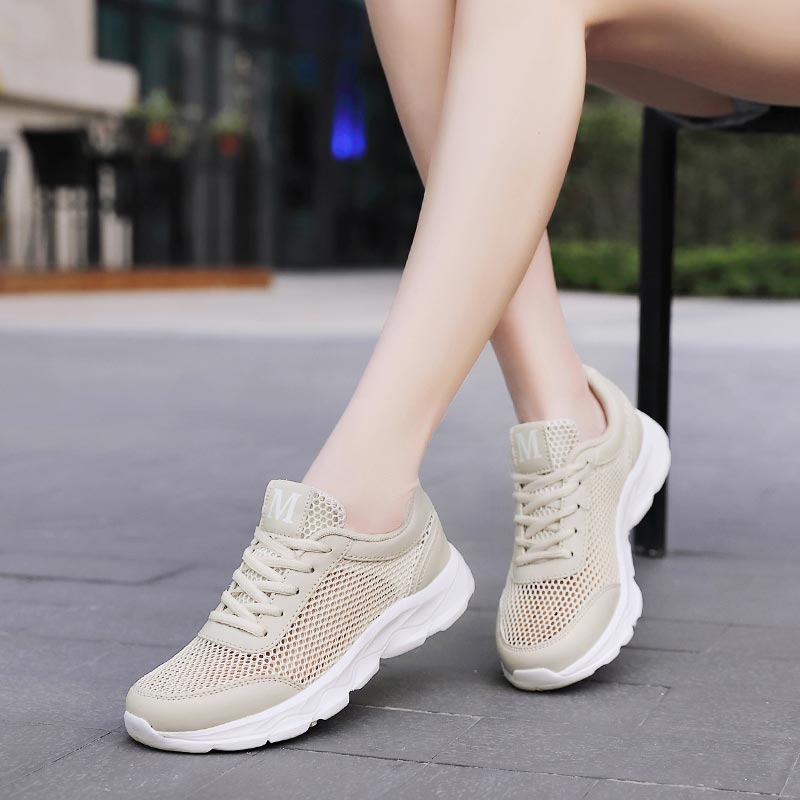 Zomer Ademende Sneakers Vrouwe - Streetwear Brand With White Flowers recensie en prijs